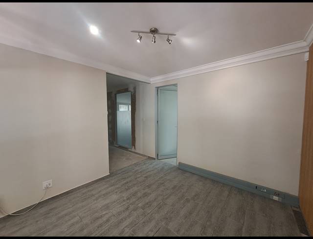 218M² OFFICE TO LET IN CRAIGHALL